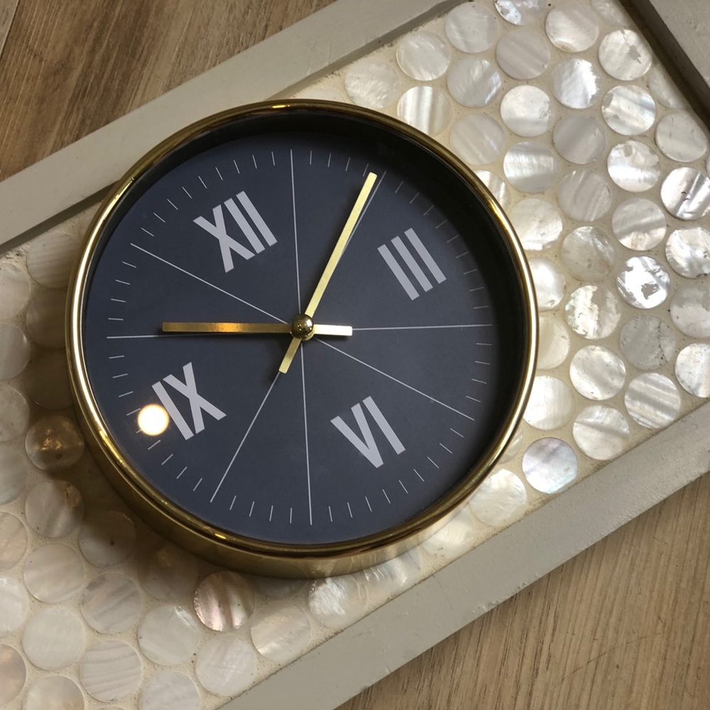 Wall or table clock